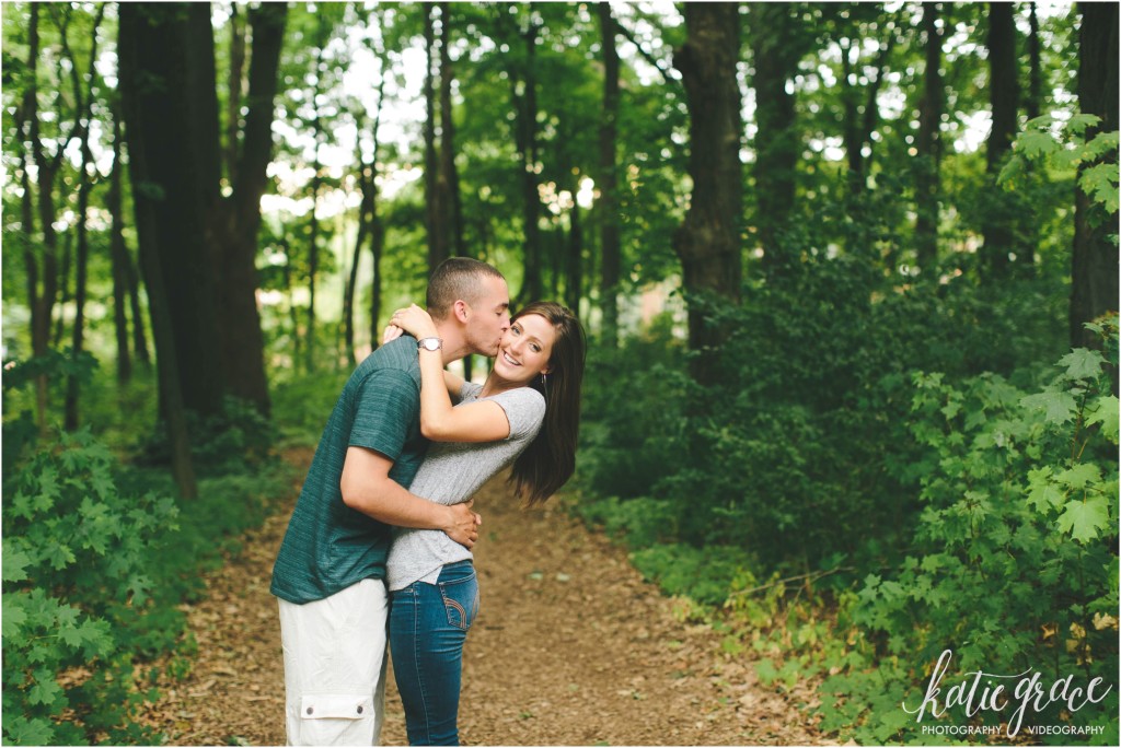 katie grace photography, grand rapids michigan engagement, engagement photos, summer lake engagement photos