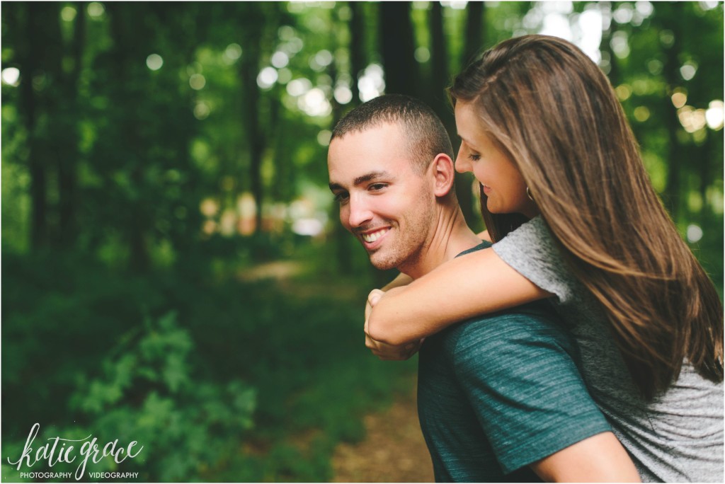 katie grace photography, grand rapids michigan engagement, engagement photos, summer lake engagement photos