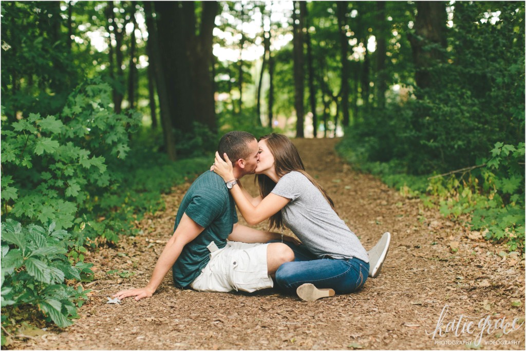 katie grace photography, grand rapids michigan engagement, engagement photos, summer lake engagement photos