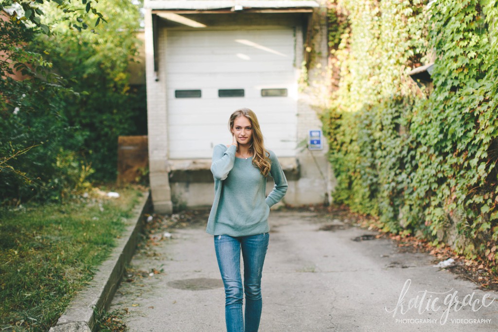katie grace photography, grand rapids michigan senior photography, downtown senior photos, urban senior pictures