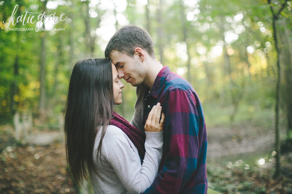 katie grace photography, grand rapids michigan wedding photography, woodsey engagement