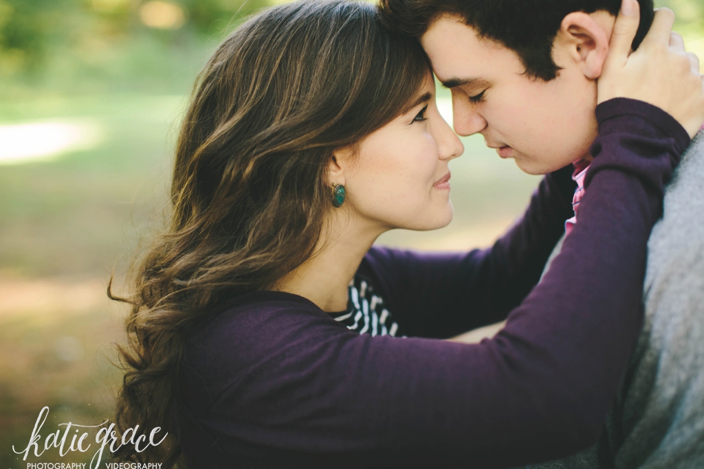 katie grace photography, grand rapids michigan wedding photography, woodsey engagement session